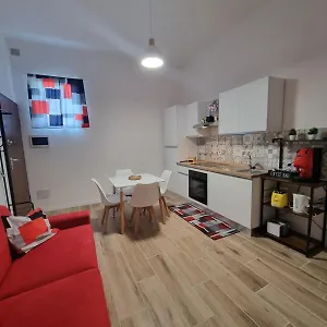 Appartamento Nine, Ficarazzi