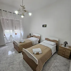https://nonnas-house.in-sardinia.net