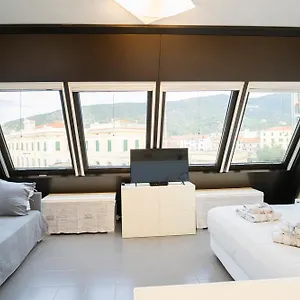 https://la-casetta-sestri-levante.hotelitalianriviera.com